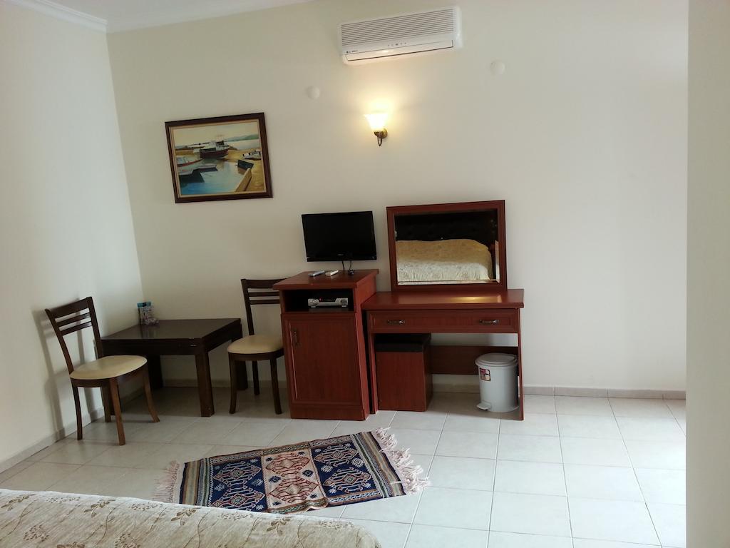 Bacahan Hotel Altinoluk Phòng bức ảnh