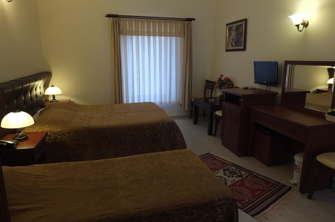 Bacahan Hotel Altinoluk Phòng bức ảnh